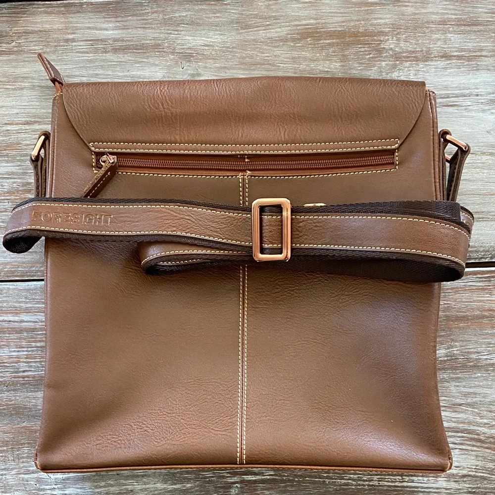 NWOT Vintage Foresight Brown Leather Postal Messenger Magnetic Closure Bag